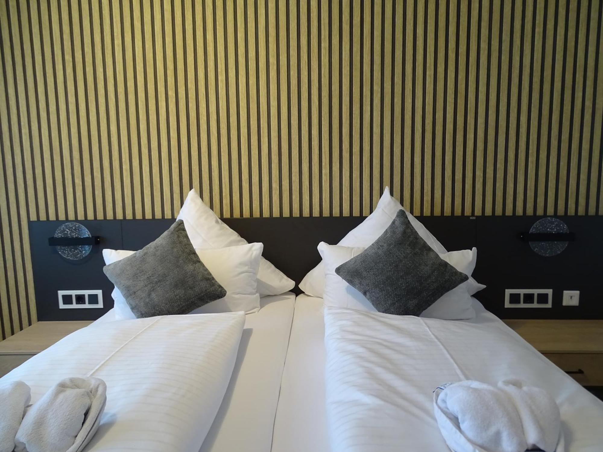 Hotel Zur Therme Westernkotten Dış mekan fotoğraf